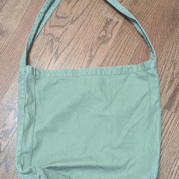 Caron Callahan Whitley Tote - Picture 3 of 5